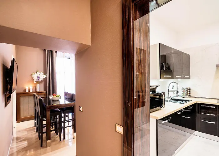 The Brunetti - Luxury Serviced Apartment Rom